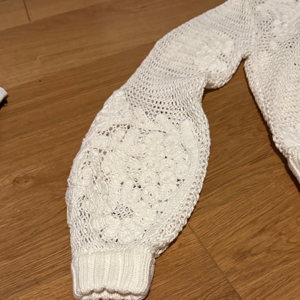 FARM Rio White Crochet Sweater - Picture 3 of 7